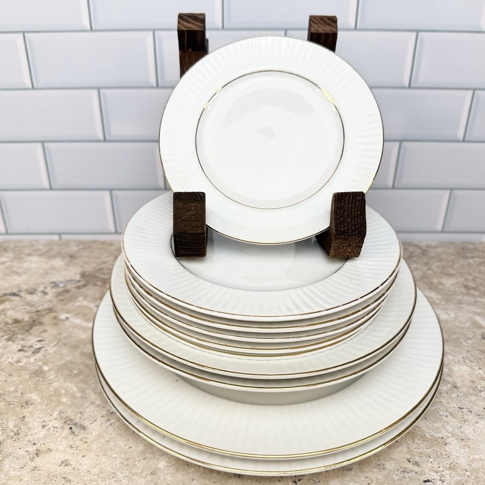 Gibson White Embossed Edge & Gold Trim - Set Of 10 - Plates & Bowls